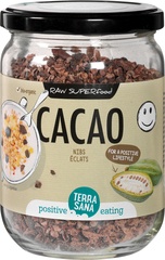 Cacao nibs in pot